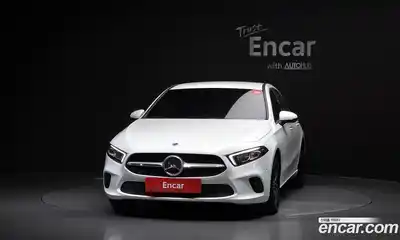 Mercedes-Benz A-Class 2021 2.0 гидро, миниатюра 3