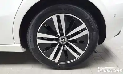 Mercedes-Benz A-Class 2021 2.0 гидро, миниатюра 7