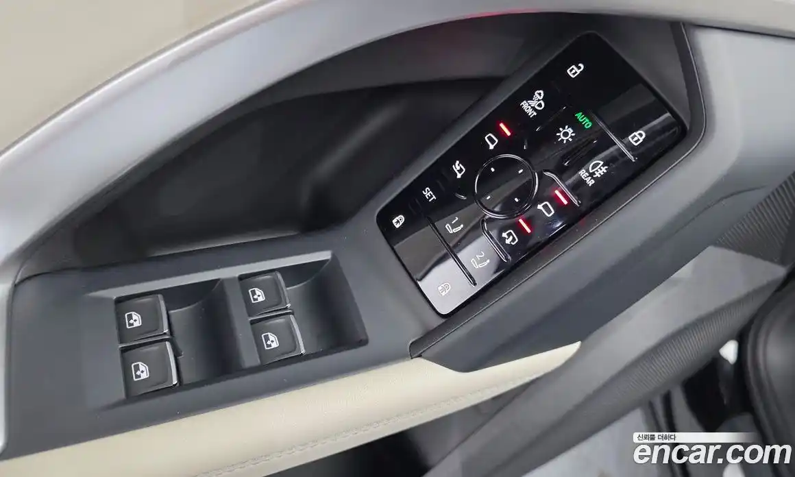 Audi Q5 2025 2.0 гидро, фото 14