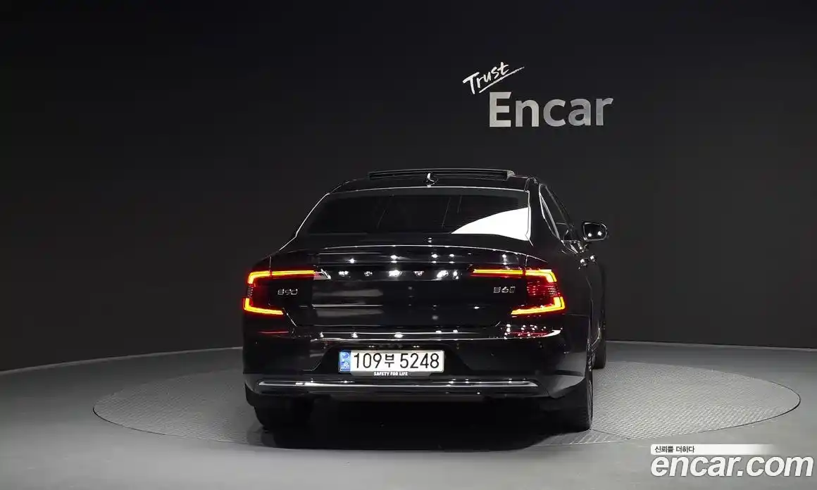 Volvo S90 2022 2.0 автомат (гидро), фото 4