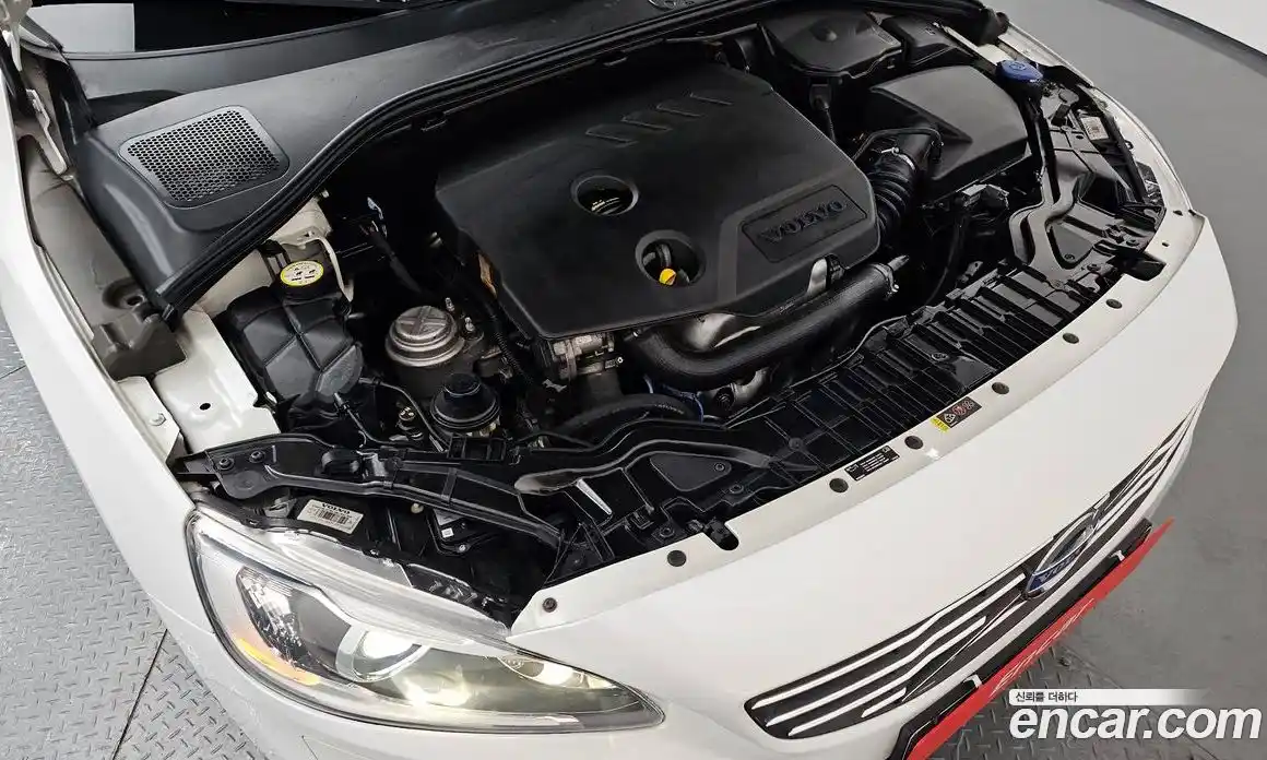 Volvo S60 2014 1.6 автомат (гидро), фото 6