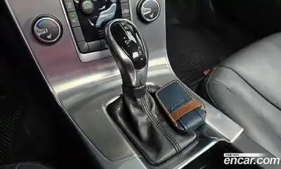Volvo S60 2014 1.6 автомат (гидро), миниатюра 9