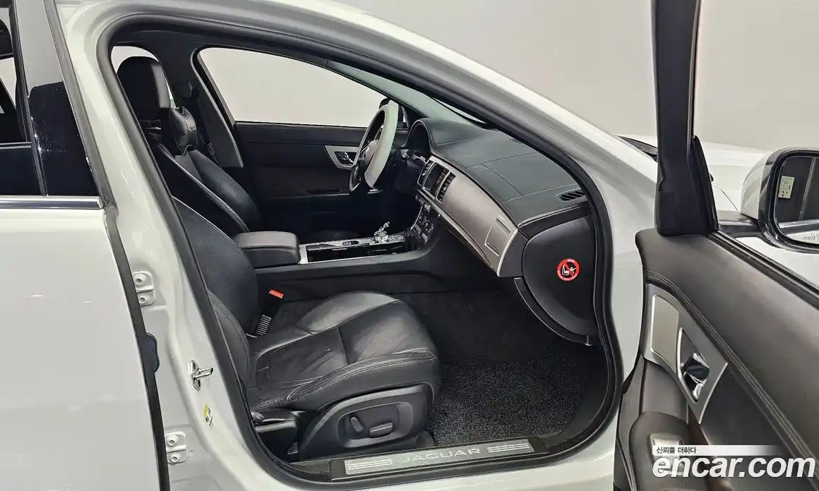 Jaguar XF 2014 2.0 гидро, фото 11