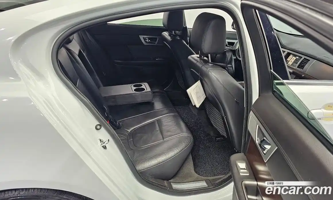 Jaguar XF 2014 2.0 гидро, фото 12