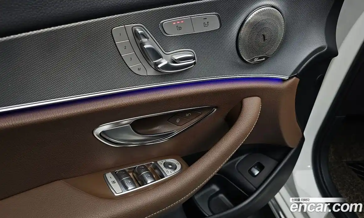 Mercedes-Benz E-Class 2018 2.0 автомат (гидро), фото 22