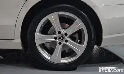 Mercedes-Benz E-Class 2018 2.0 автомат (гидро), миниатюра 6