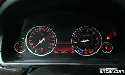 BMW 5-Series 2013 2.0 гидро, миниатюра 8