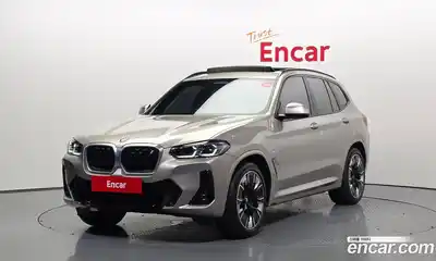 BMW iX3, 2023