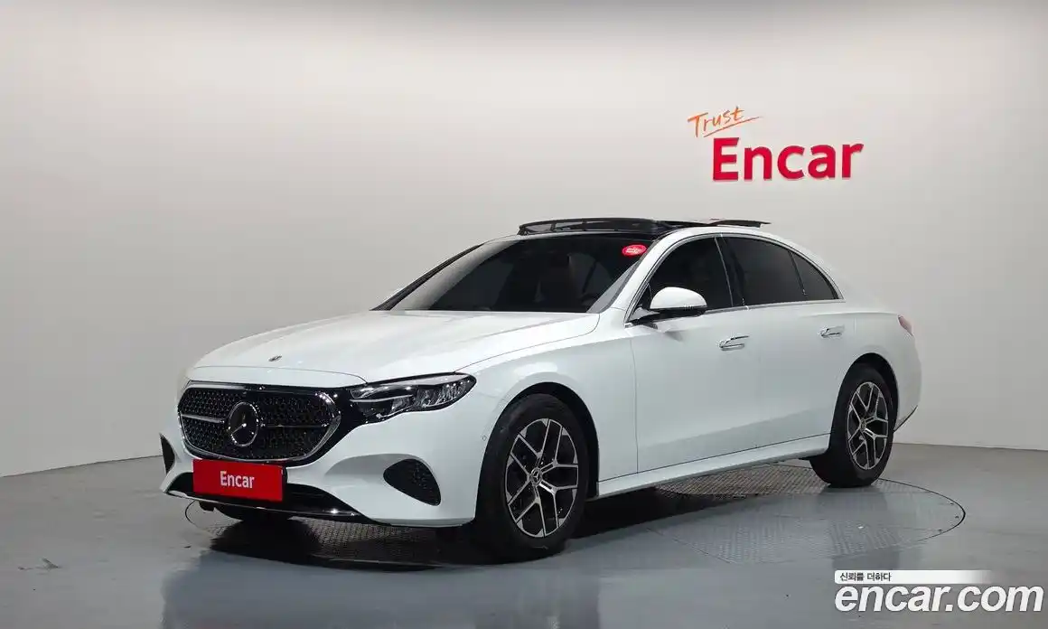 Mercedes-Benz E-Class 2026 2.0 гидро, фото 1