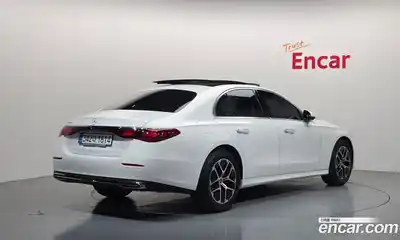 Mercedes-Benz E-Class 2026 2.0 гидро, миниатюра 2