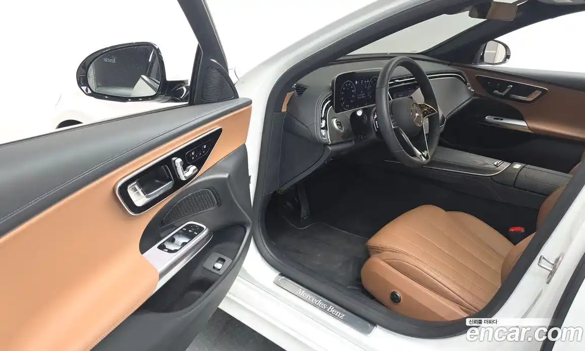 Mercedes-Benz E-Class 2026 2.0 гидро, фото 10