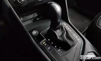 Volkswagen Tiguan 2019 2.0 автомат (гидро), миниатюра 12