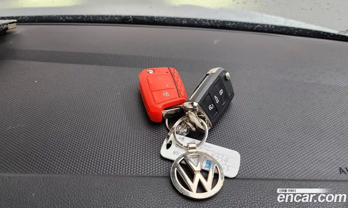 Volkswagen Tiguan 2019 2.0 автомат (гидро), фото 21