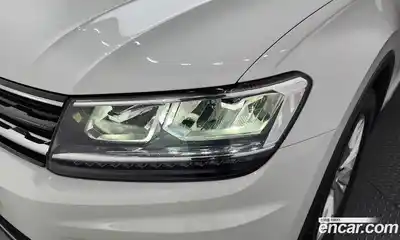 Volkswagen Tiguan 2019 2.0 автомат (гидро), миниатюра 8