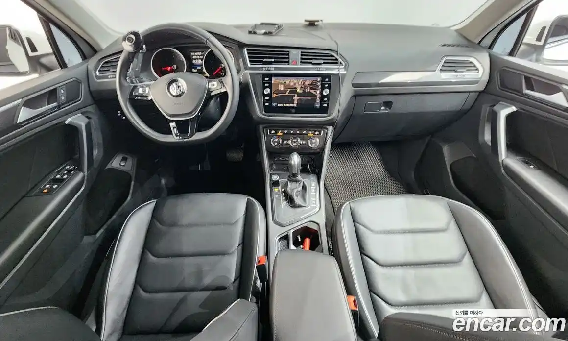 Volkswagen Tiguan 2019 2.0 автомат (гидро), фото 10