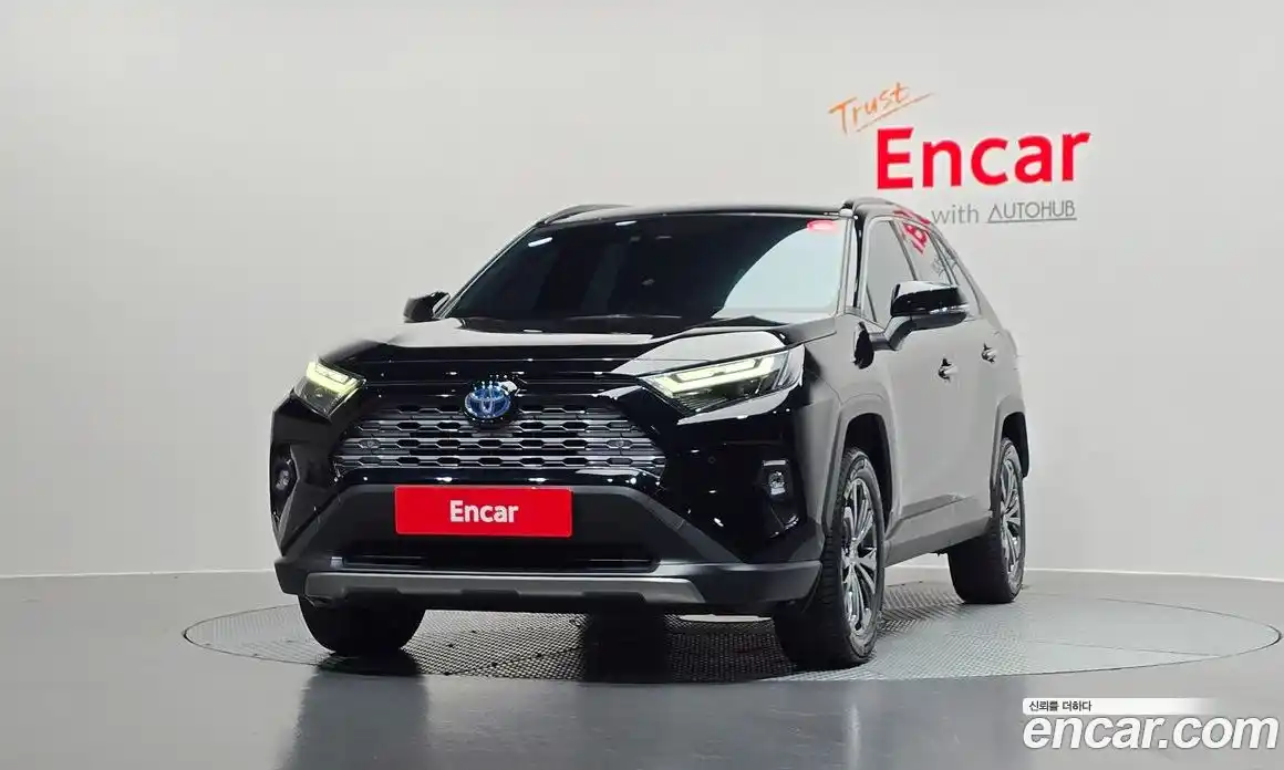 Toyota RAV4 2023 2.5 гидро, фото 3