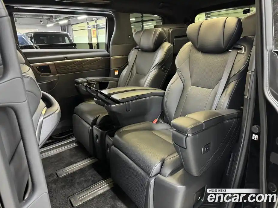 Toyota Alphard 2024 2.5 гидро, фото 11