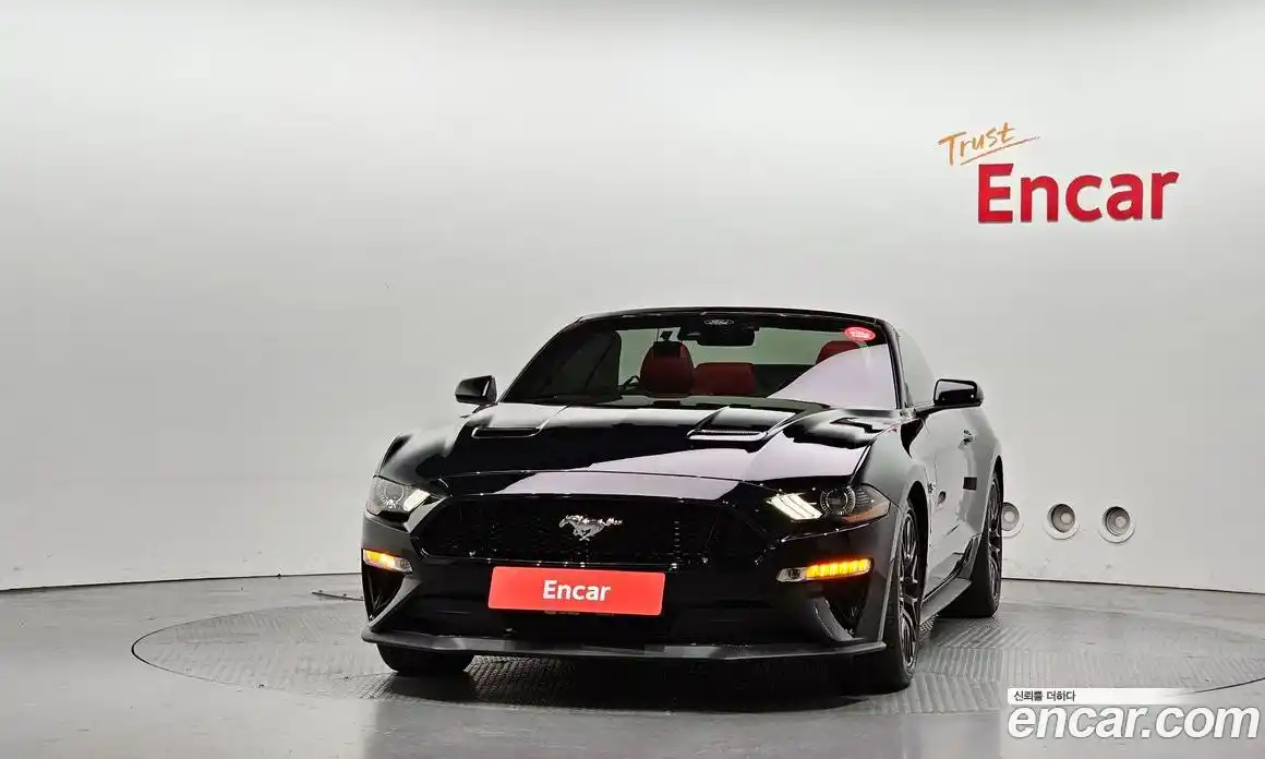 Ford Mustang 2022 5.0 автомат (гидро), фото 3