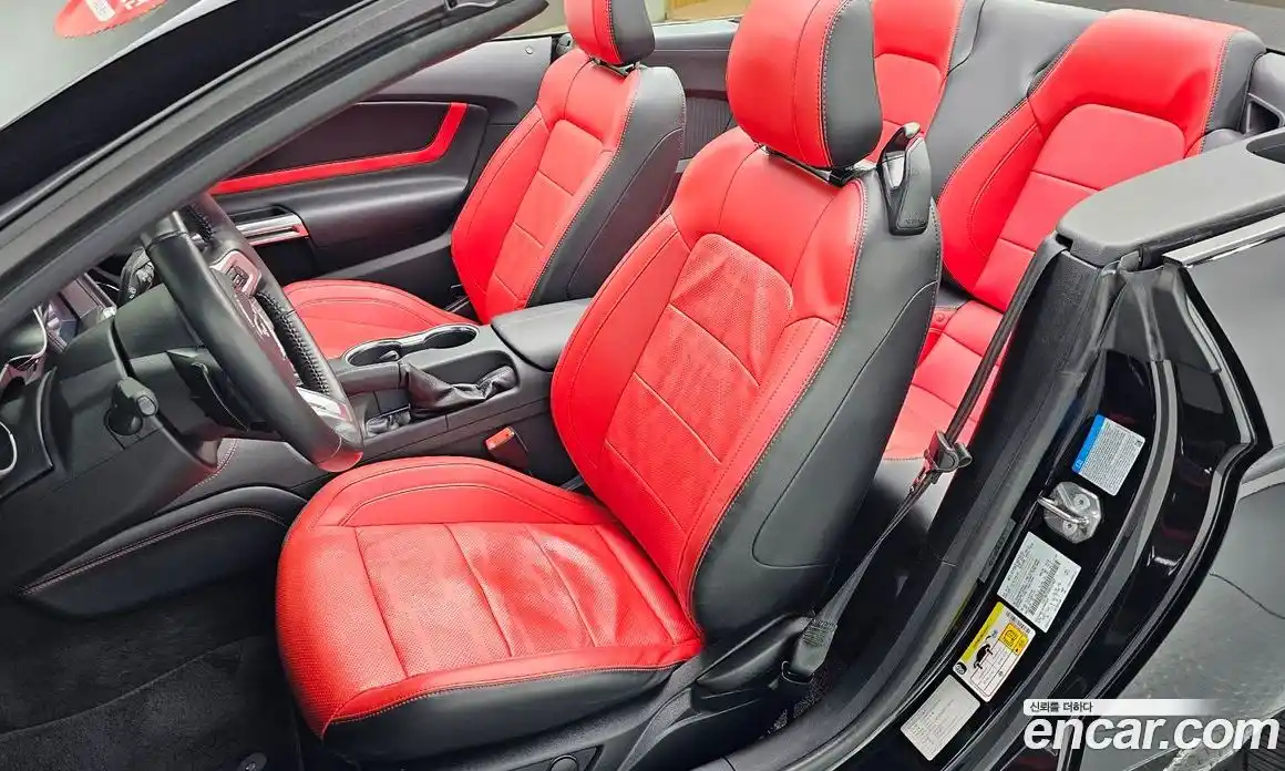 Ford Mustang 2022 5.0 автомат (гидро), фото 31