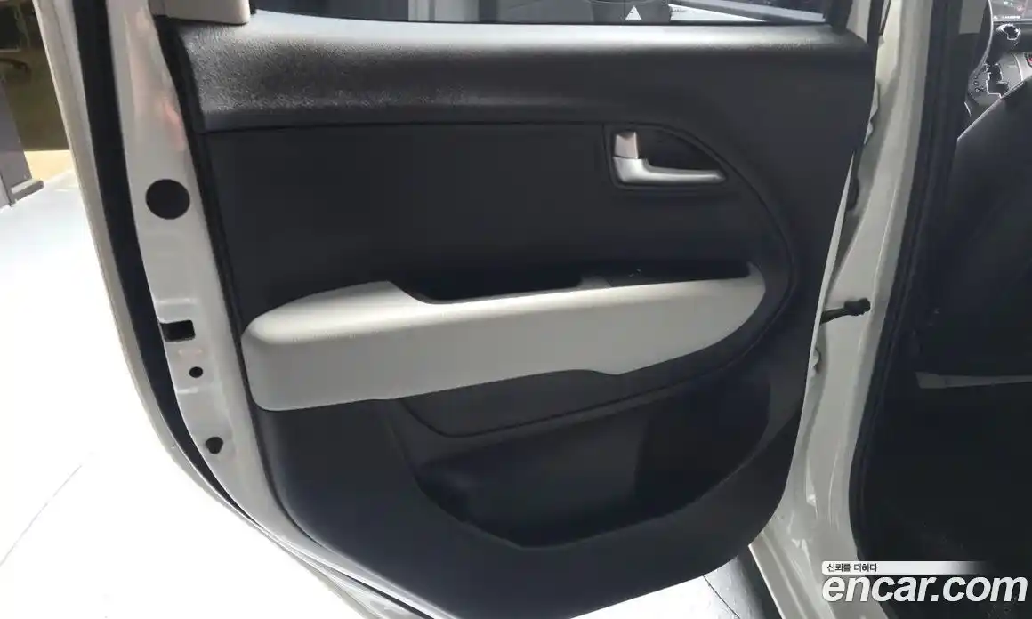 Kia Ray 2023 1.0 гидро, фото 15