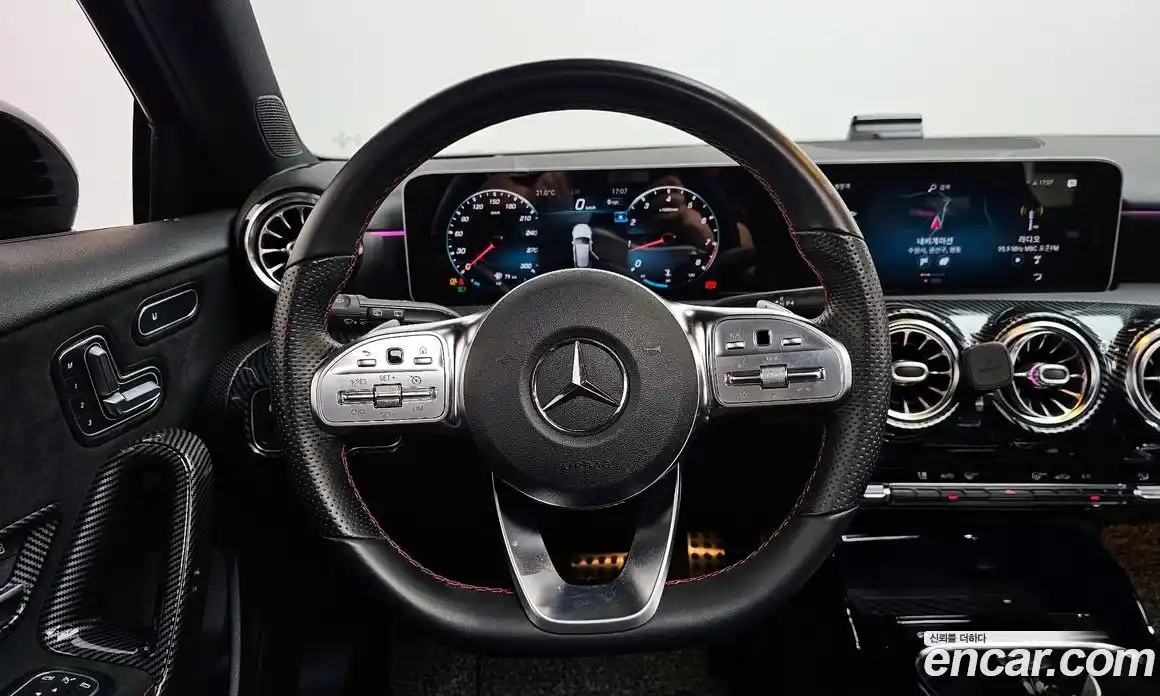 Mercedes-Benz A-Class 2020 2.0 гидро, фото 13