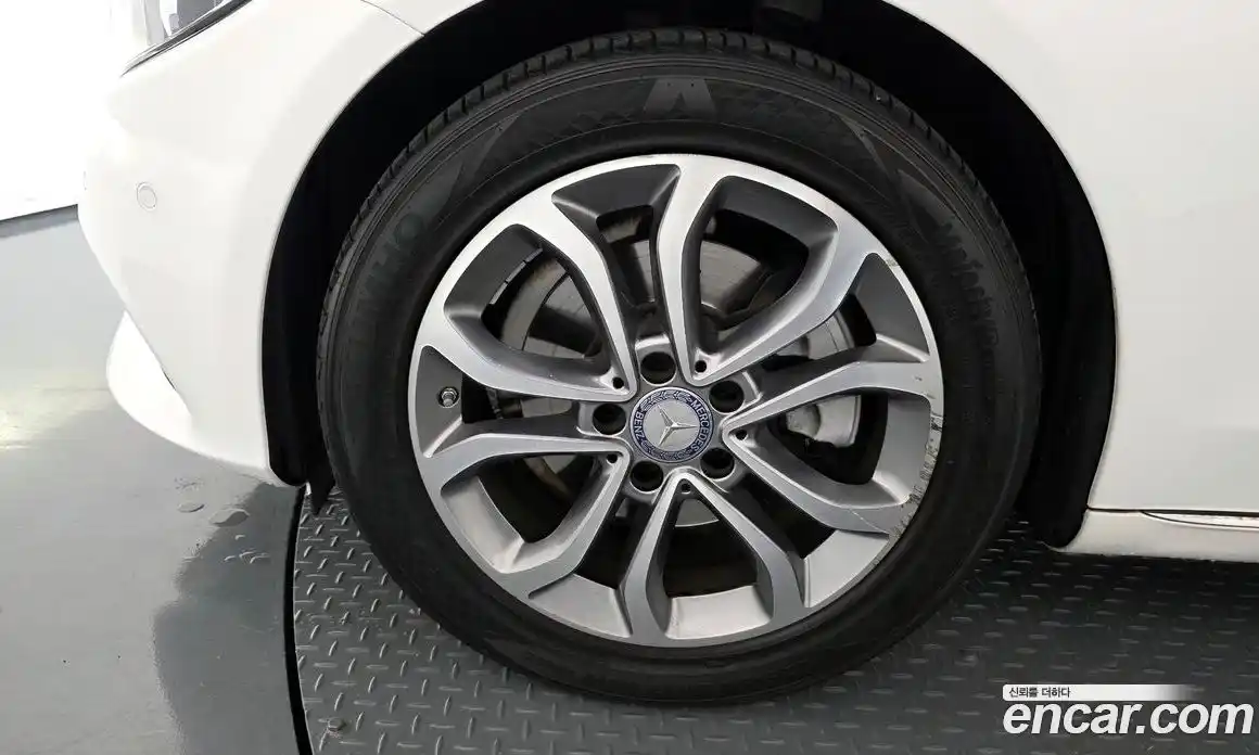 Mercedes-Benz C-Class 2016 2.0 гидро, фото 5