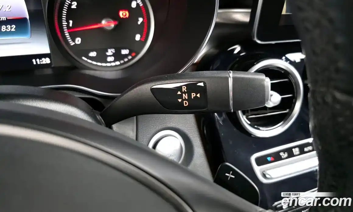 Mercedes-Benz C-Class 2016 2.0 гидро, фото 9