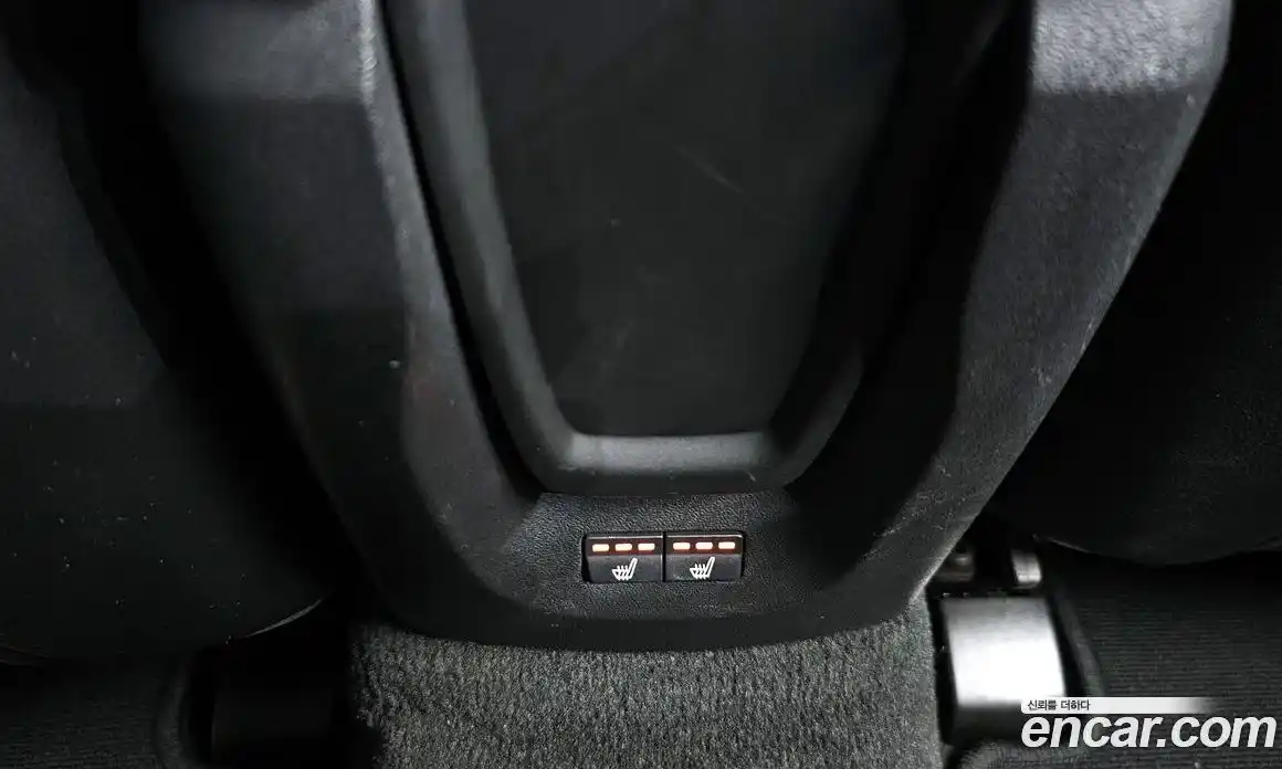 Volvo V40 2015 2.0 автомат (гидро), фото 16