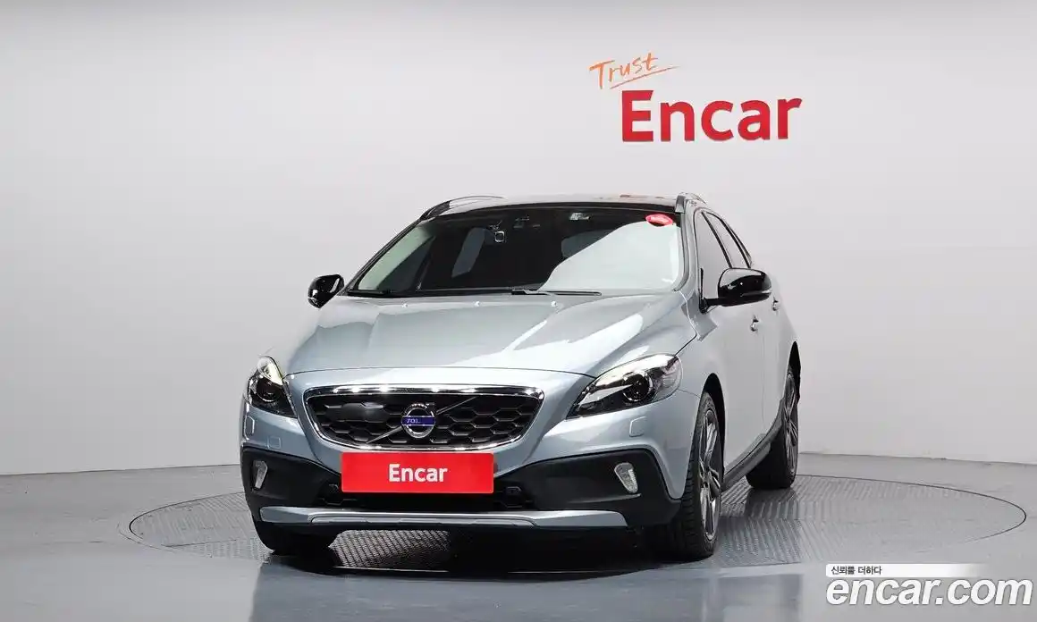 Volvo V40 2015 2.0 автомат (гидро), фото 3