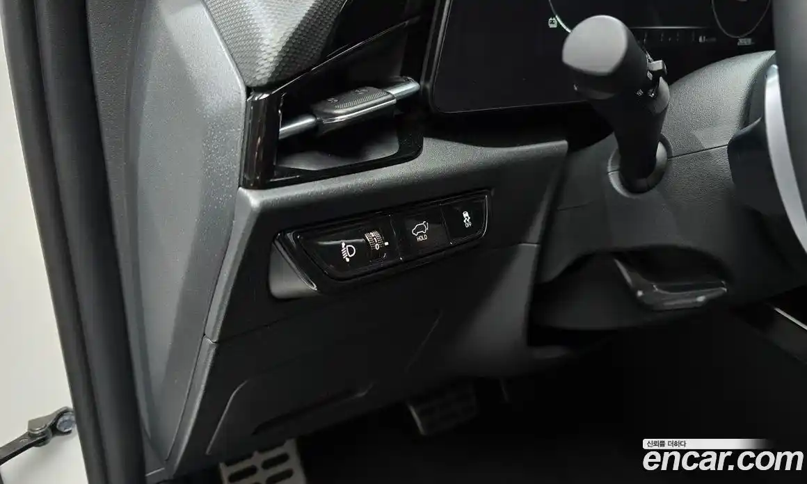 Kia Niro 2024 0.2 гидро, фото 16