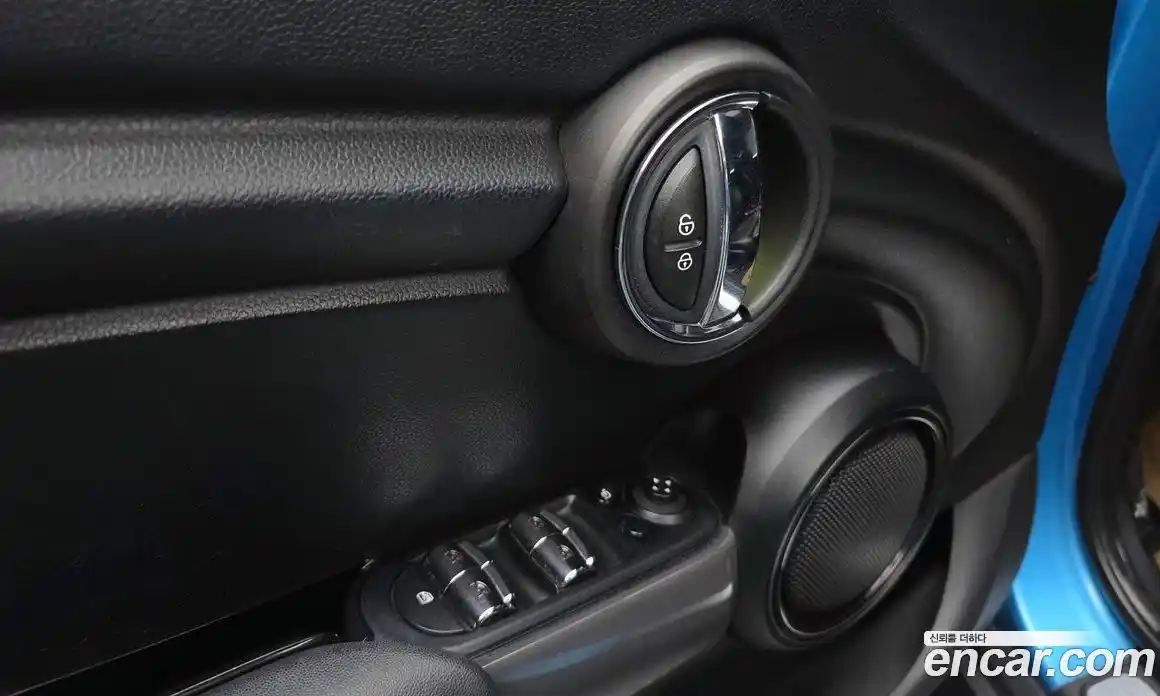 Mini Cooper 2016 1.5 автомат (гидро), фото 17