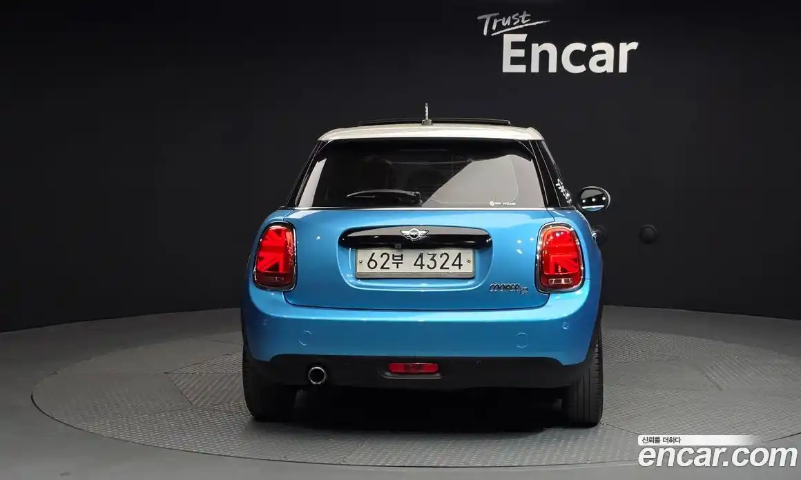 Mini Cooper 2016 1.5 автомат (гидро), фото 4