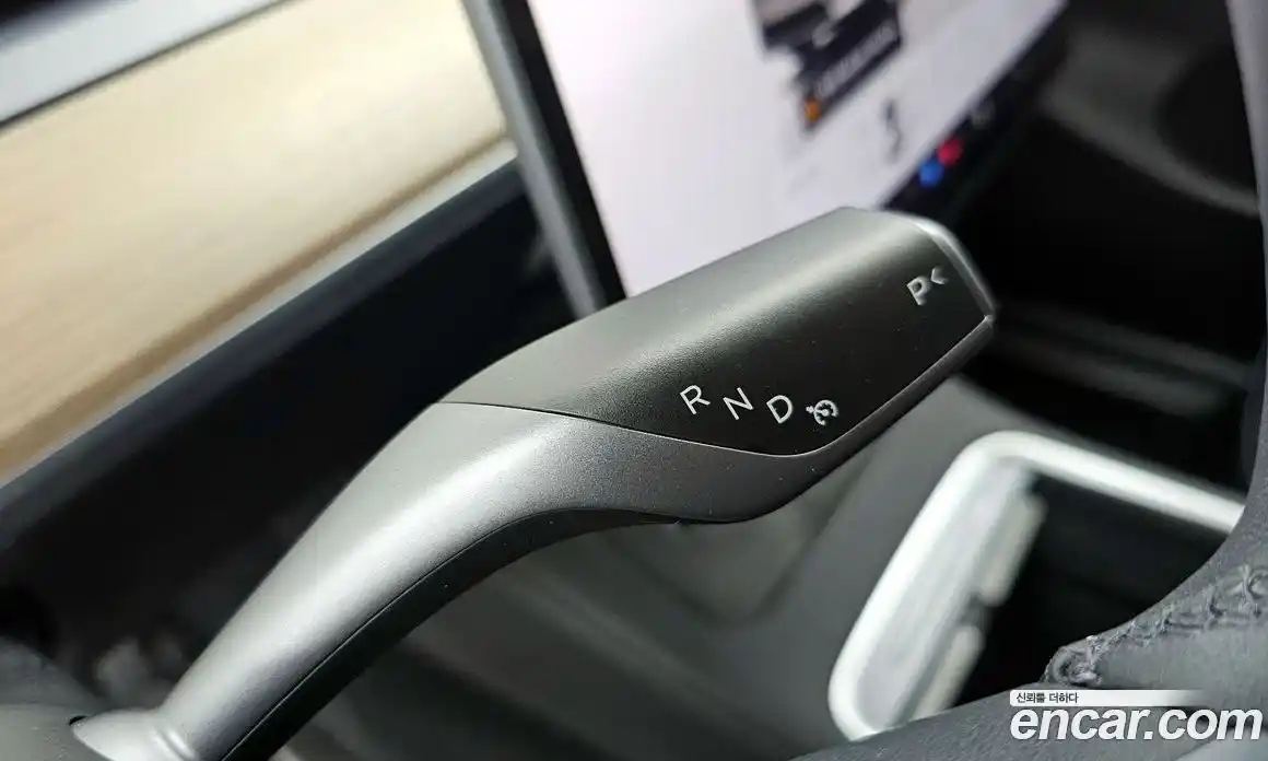 Tesla Model Y 2023 0.2 гидро, фото 12