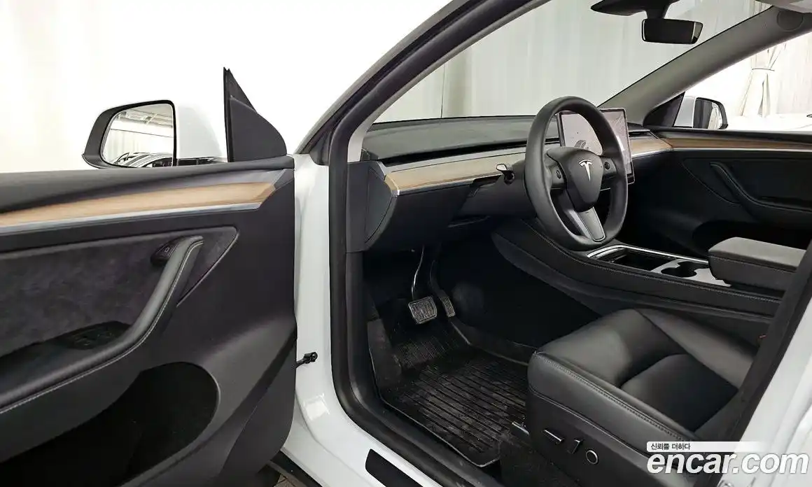 Tesla Model Y 2023 0.2 гидро, фото 13