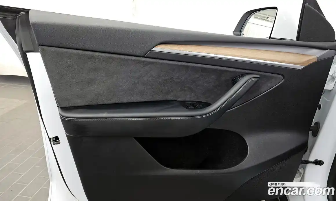 Tesla Model Y 2023 0.2 гидро, фото 14
