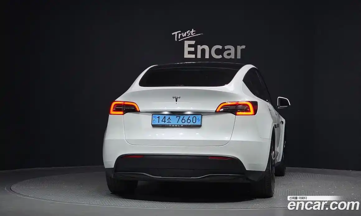 Tesla Model Y 2023 0.2 гидро, фото 4
