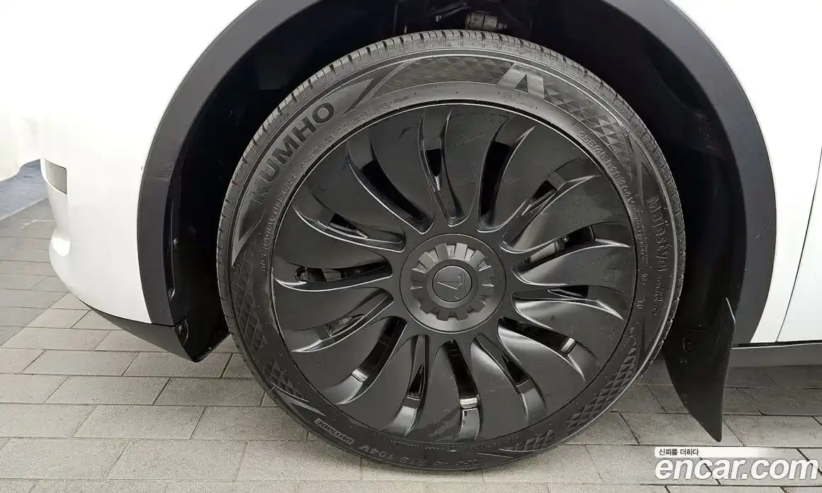 Tesla Model Y 2023 0.2 гидро, фото 5