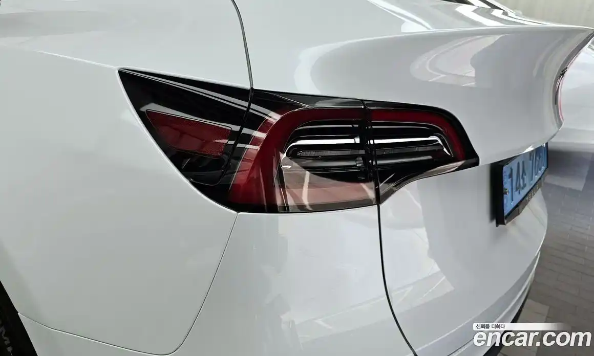 Tesla Model Y 2023 0.2 гидро, фото 9