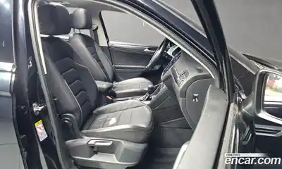 Volkswagen Tiguan 2020 2.0 автомат (гидро), миниатюра 11
