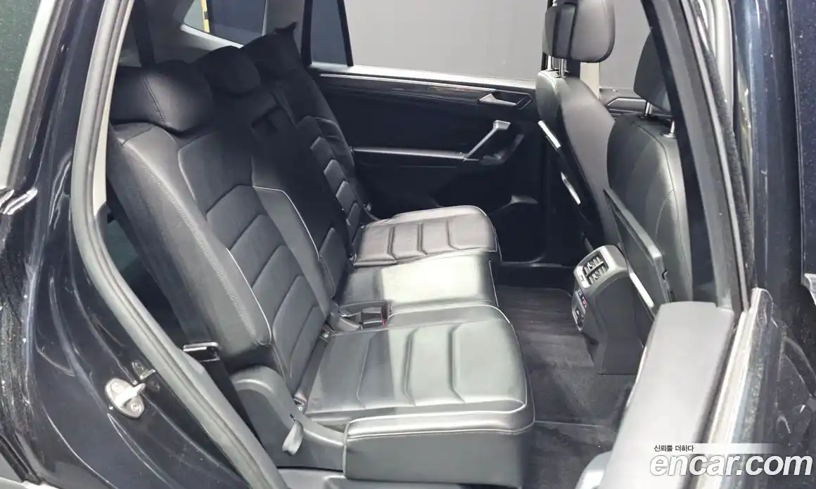 Volkswagen Tiguan 2020 2.0 автомат (гидро), фото 12