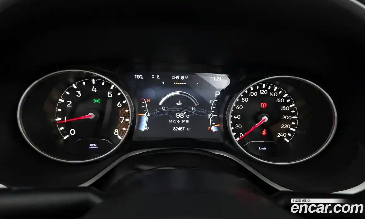 Jeep Compass 2019 2.4 автомат (гидро), фото 8