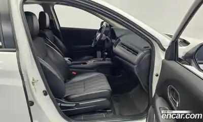 Honda HR-V 2016 1.8 автомат (гидро), миниатюра 11