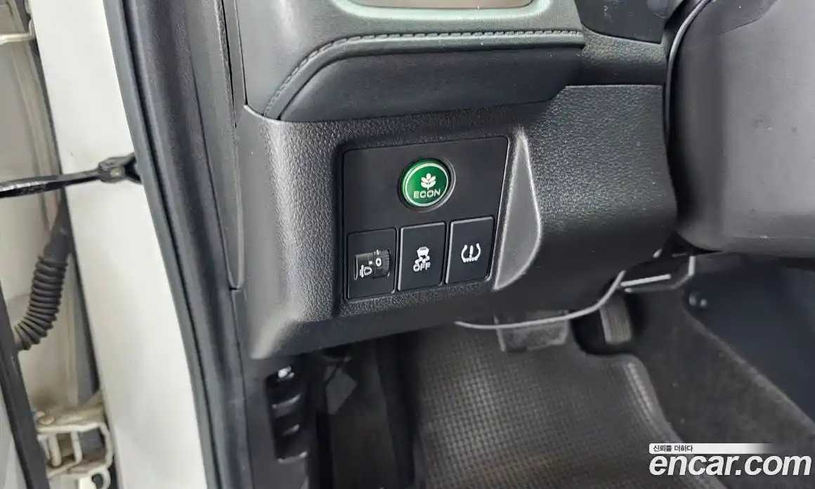 Honda HR-V 2016 1.8 автомат (гидро), фото 17