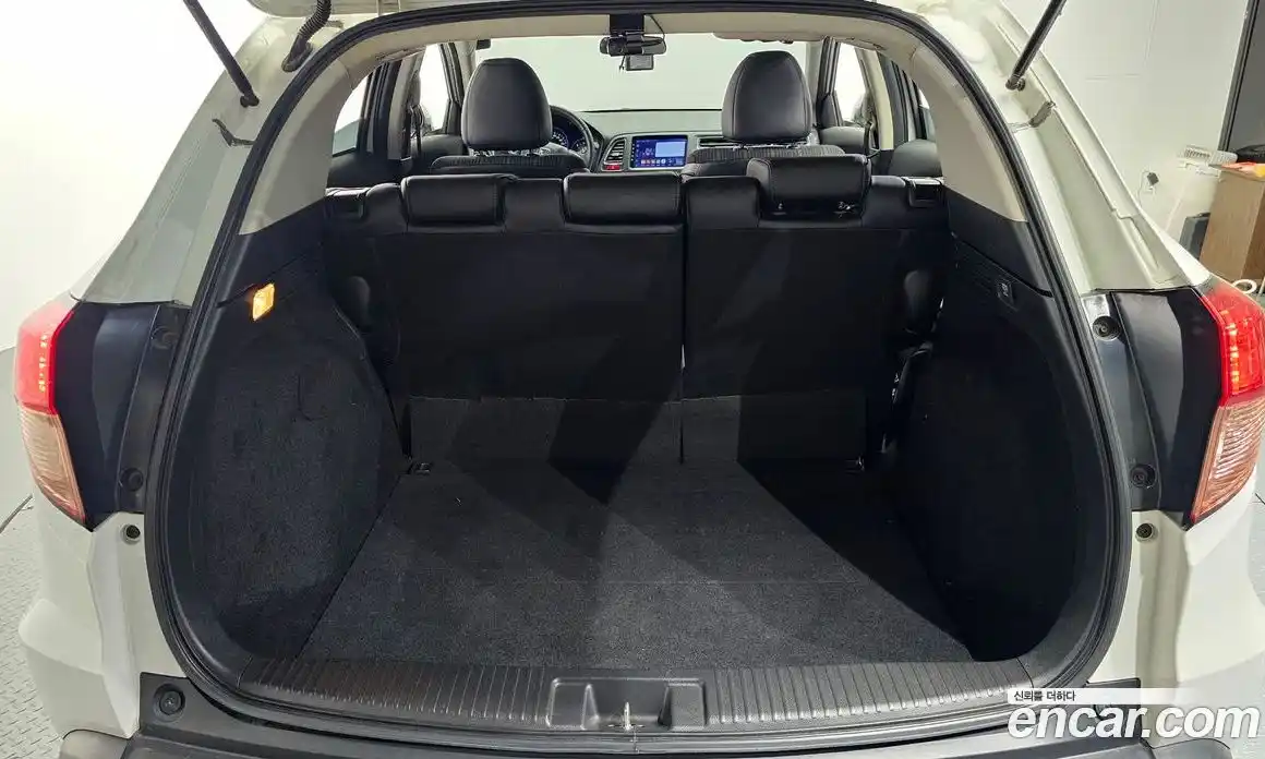 Honda HR-V 2016 1.8 автомат (гидро), фото 20