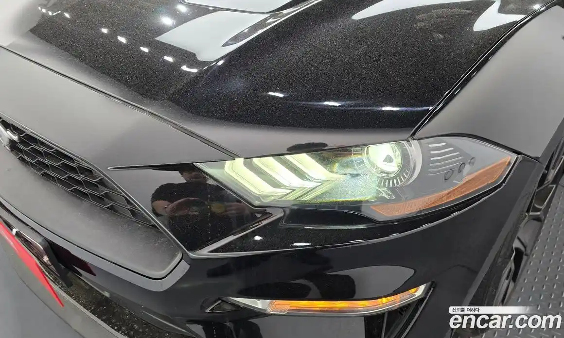 Ford Mustang 2018 2.3 автомат (гидро), фото 8
