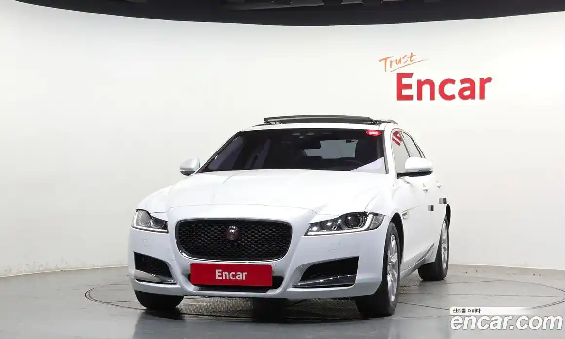 Jaguar XF 2016 2.0 гидро, фото 3