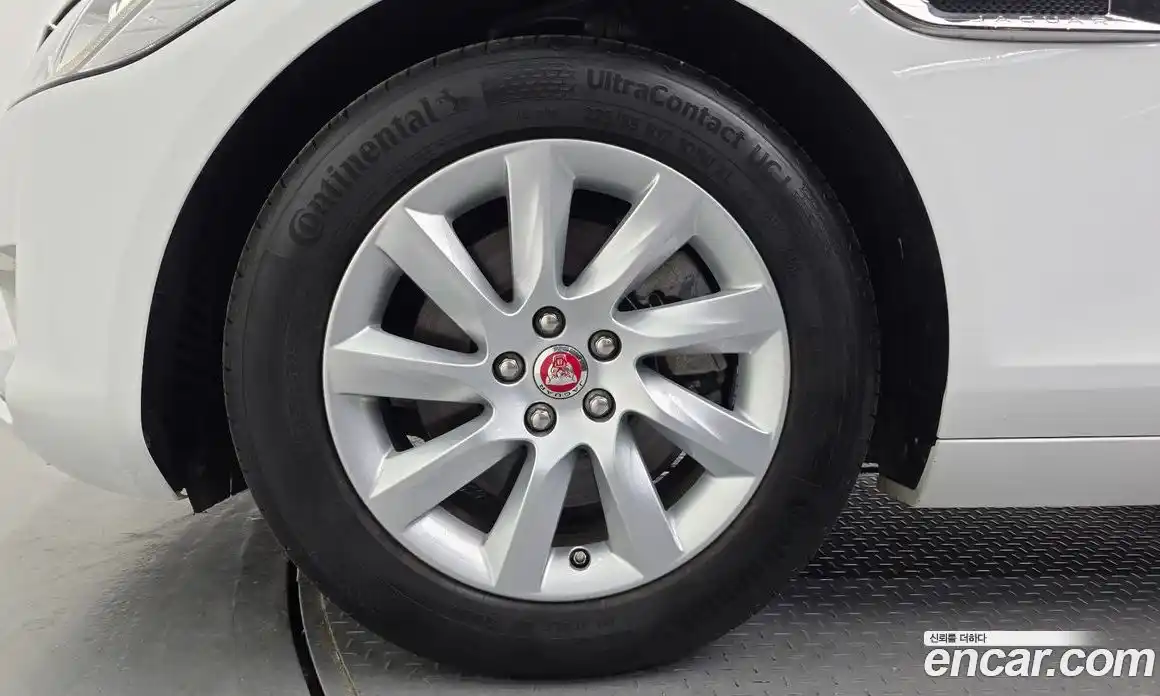 Jaguar XF 2016 2.0 гидро, фото 5