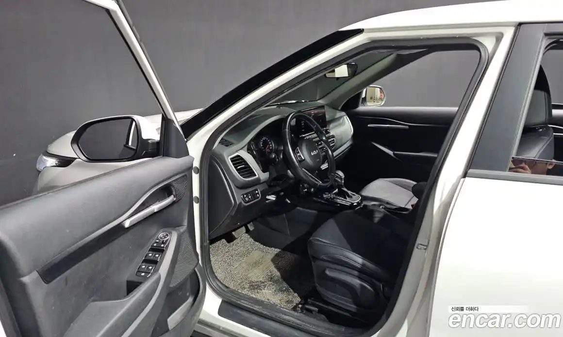 Kia Seltos 2022 1.6 гидро, фото 13