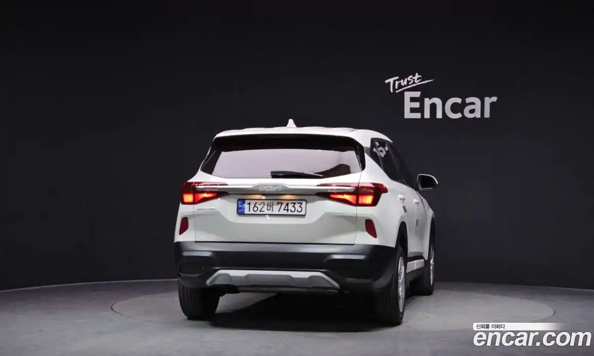 Kia Seltos 2022 1.6 гидро, фото 4
