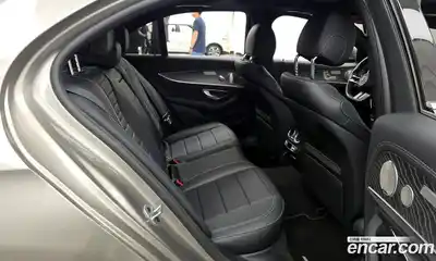 Mercedes-Benz E-Class 2022 2.0 гидро, миниатюра 11